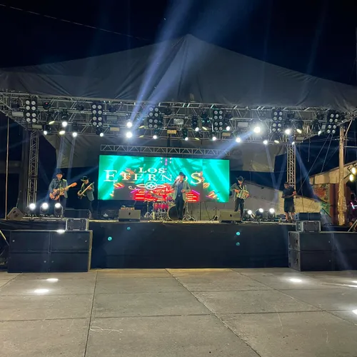 Los Eternos - Foto 8